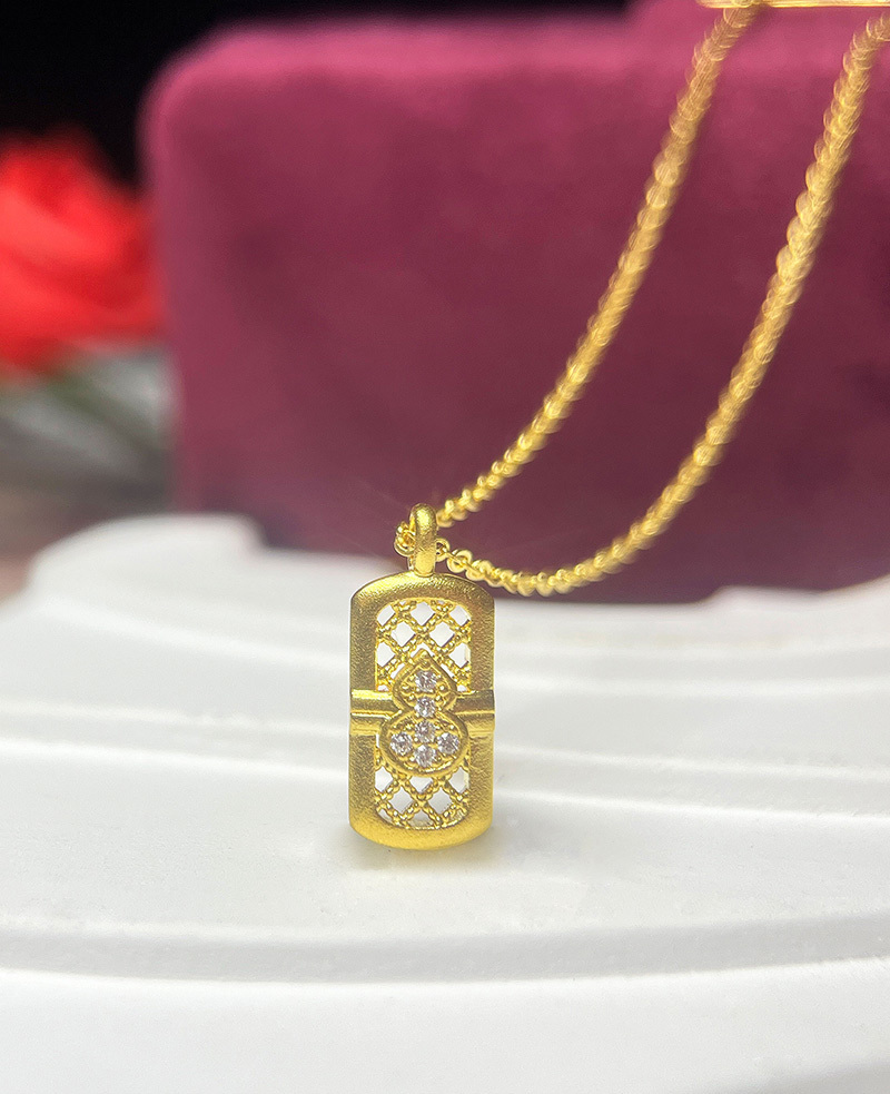 18K金(jīn)藍(lán)寶石胸墜-懷抱系列1